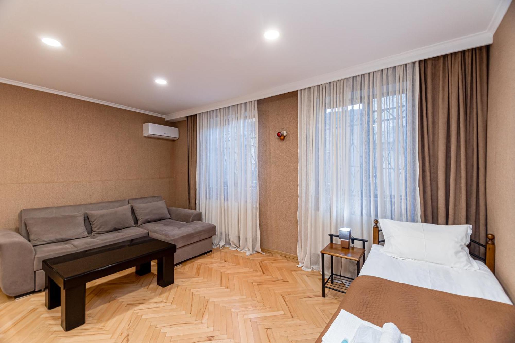 Apartment On Borbalo 16 Tbilisi Exteriör bild